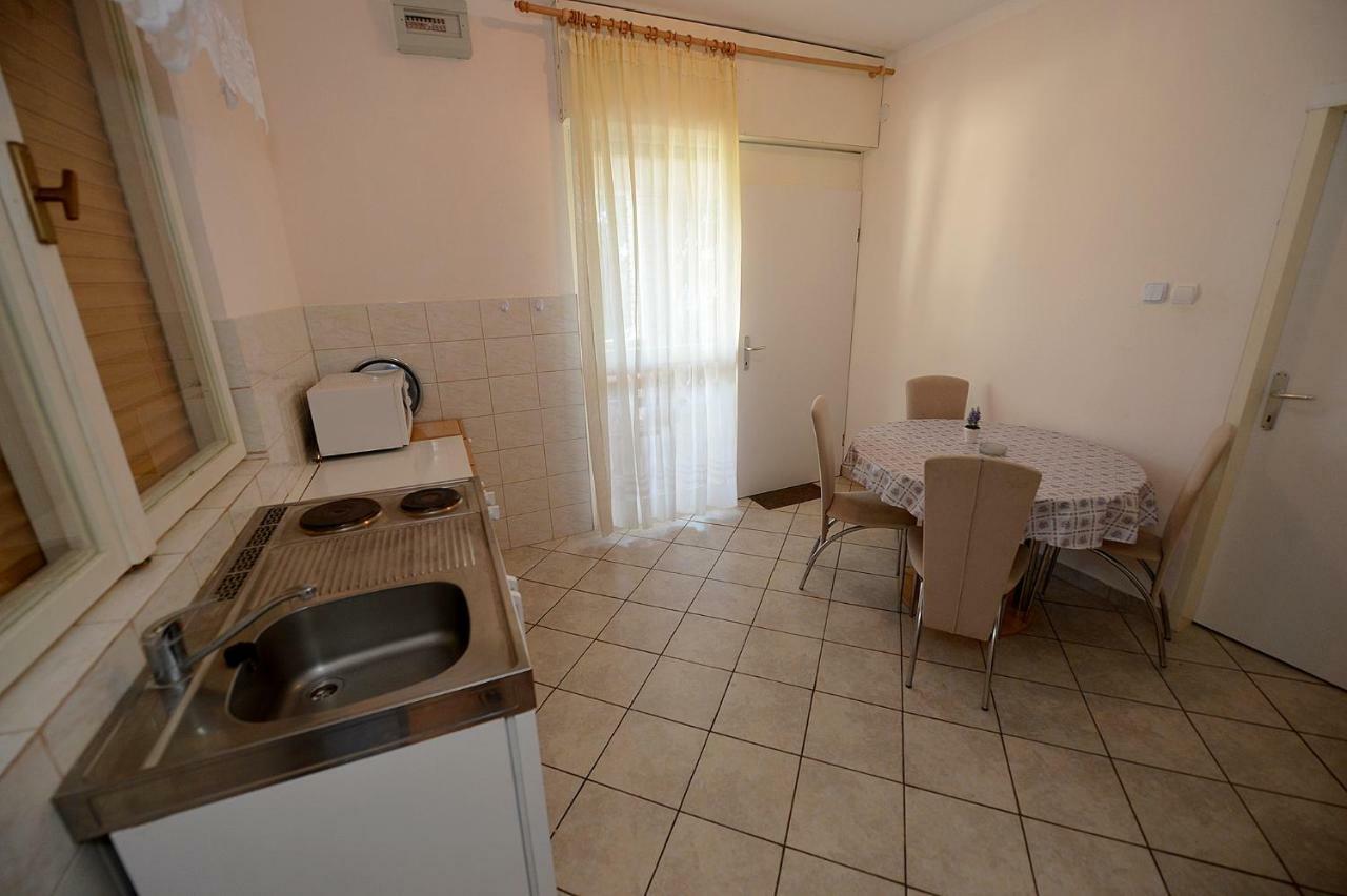 Apartment Kod Stipe Vrsi Exterior photo